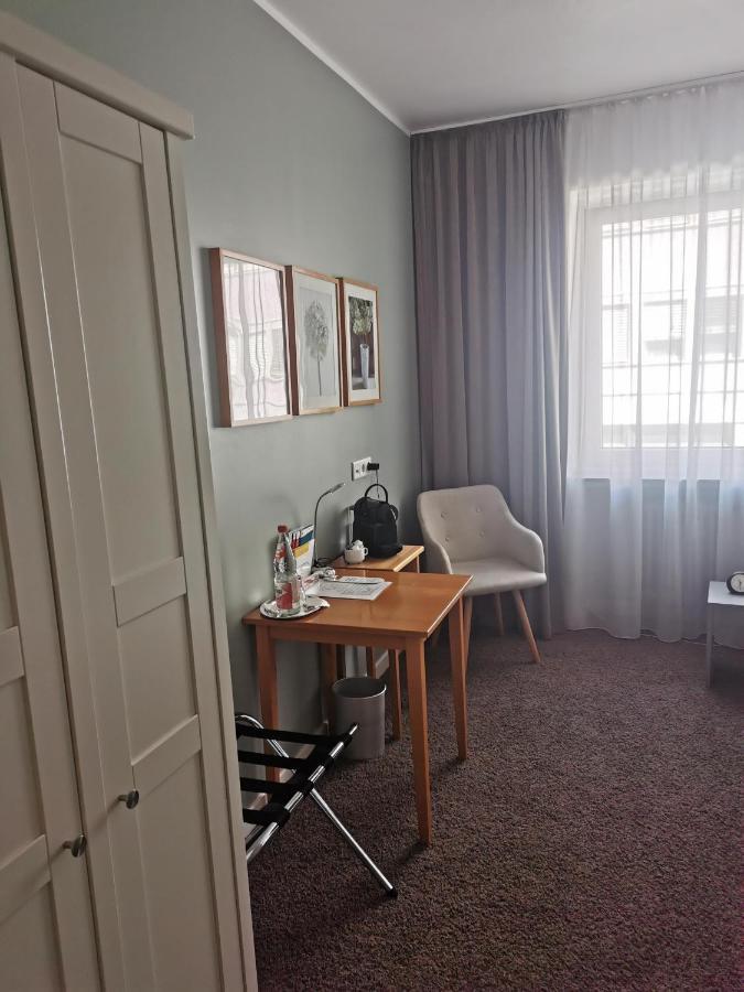 Max Hotel Duesseldorf Self-Check-In Exterior foto