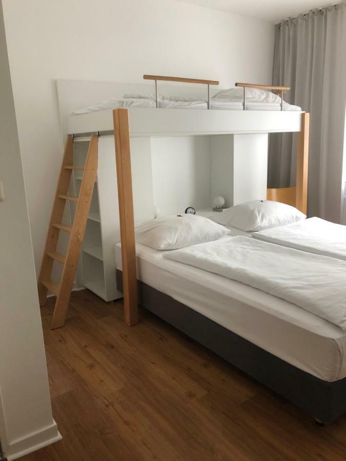 Max Hotel Duesseldorf Self-Check-In Exterior foto